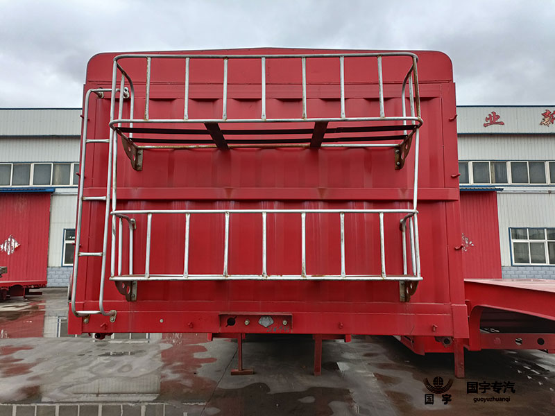 倉(cāng)欄半掛車又名花籃車