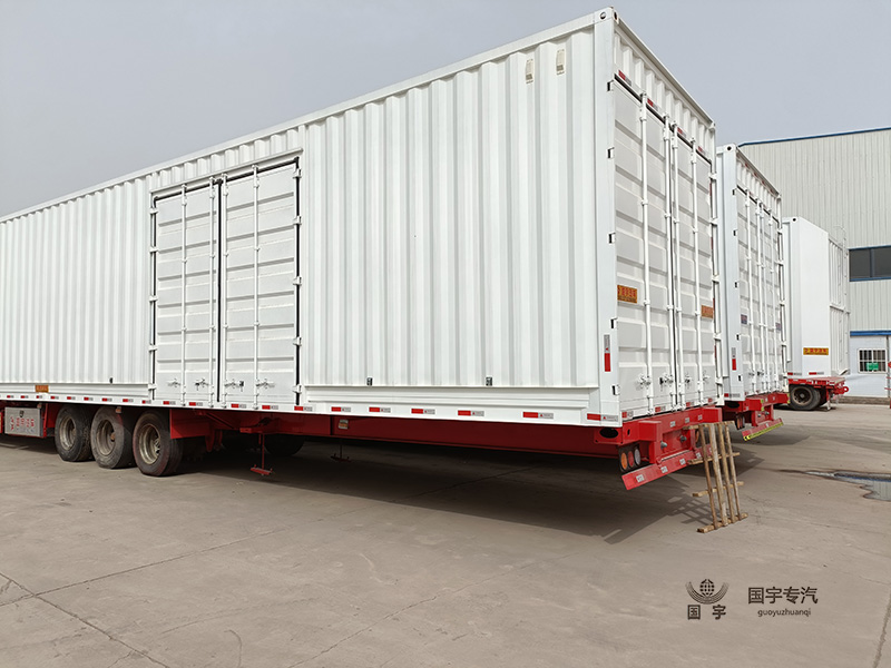 廂式半掛車，促進(jìn)物流業(yè)發(fā)展！
